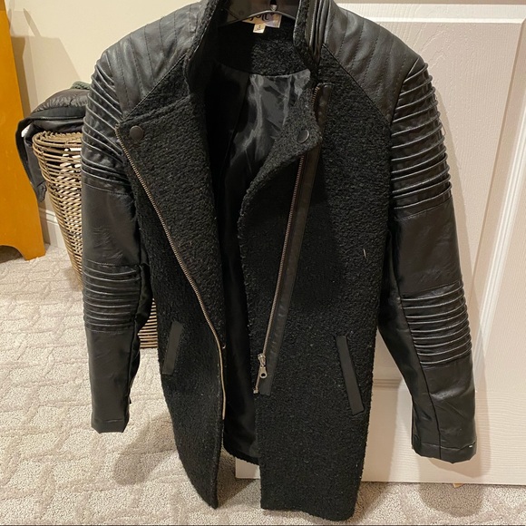 Winter jacket - Picture 3 of 4